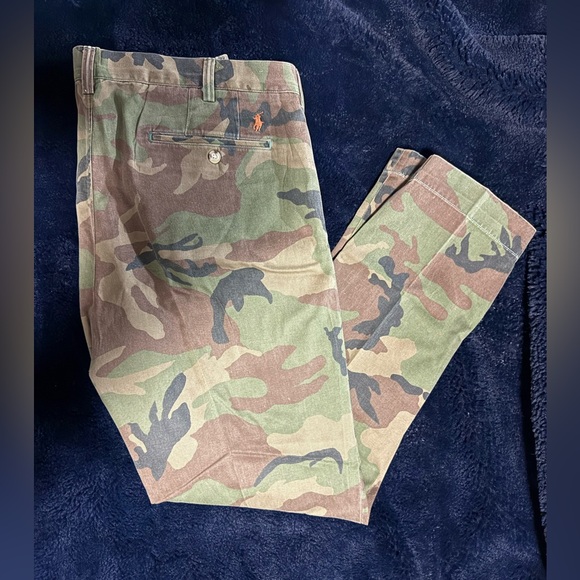 Ralph Lauren Camouflage Chinos - Picture 2 of 6